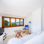 Faro Attic B