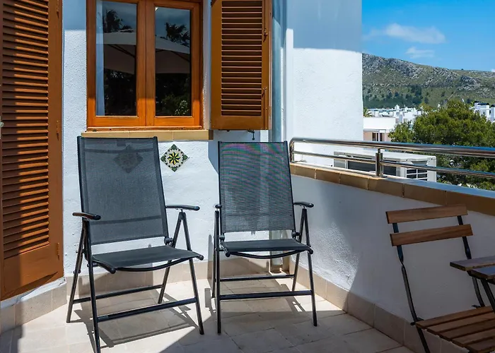 Апартаменти Faro Attic B *